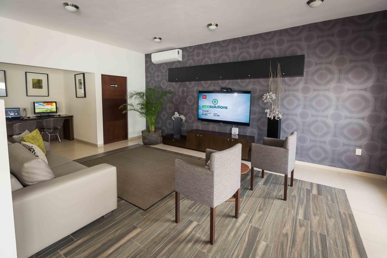 Redwood Villas Zona Industrial سان لويس بوتوسي المظهر الخارجي الصورة